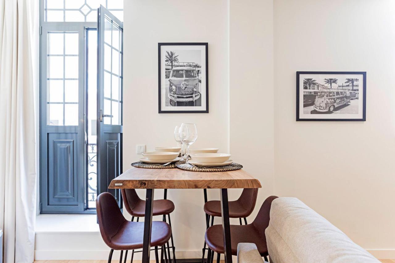 Brand New 1Bd Apart. W/Ac By Lovelystay Porto Ngoại thất bức ảnh